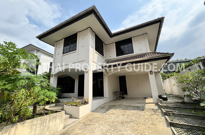 House in Sukhumvit